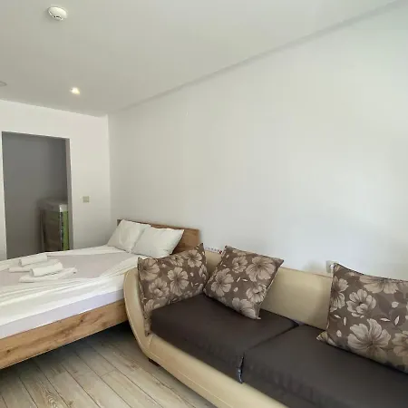 Paradiso 'в' 111 Large