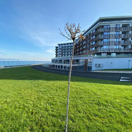 Paradiso 'в' 111 Large Apartman *