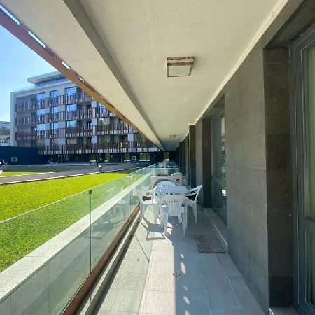 Paradiso 'в' 111 Large * نيسيبار