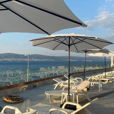 Paradiso 'в' 111 Large Apartman