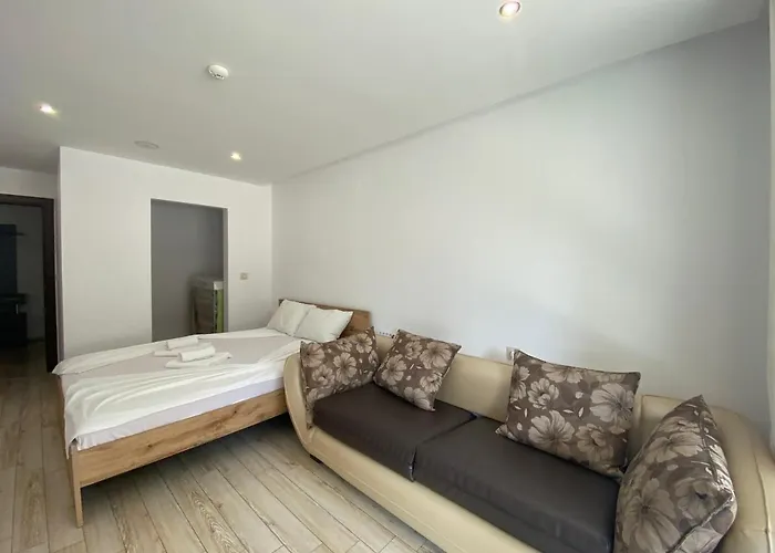 Paradiso 'в' 111 Large Lejlighed